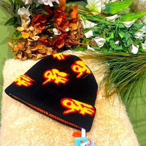 OFF WHITE ❤️🖤💛